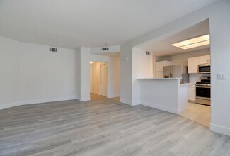 Building Photo - 830 Carnegie St