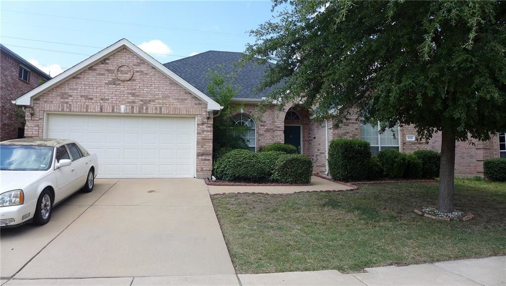 Foto principal - 308 Brookhaven Dr