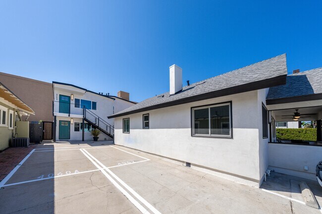 Foto del edificio - 4062 Goldfinch St