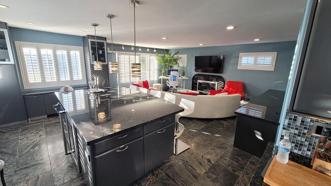 Foto del edificio - 1259 Bonnie Brae St