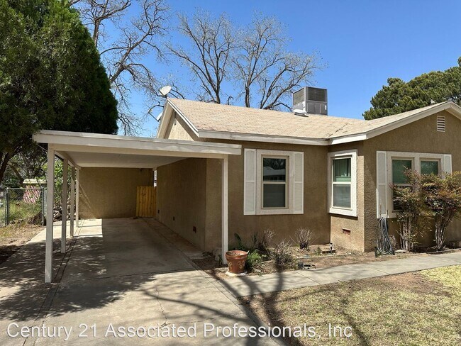 Foto del edificio - 3 br, 1 bath House - 1023 N Eddy