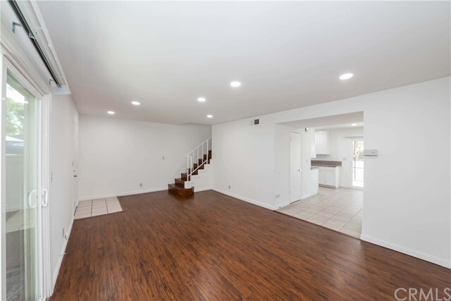 Building Photo - 4880 Argyle Dr