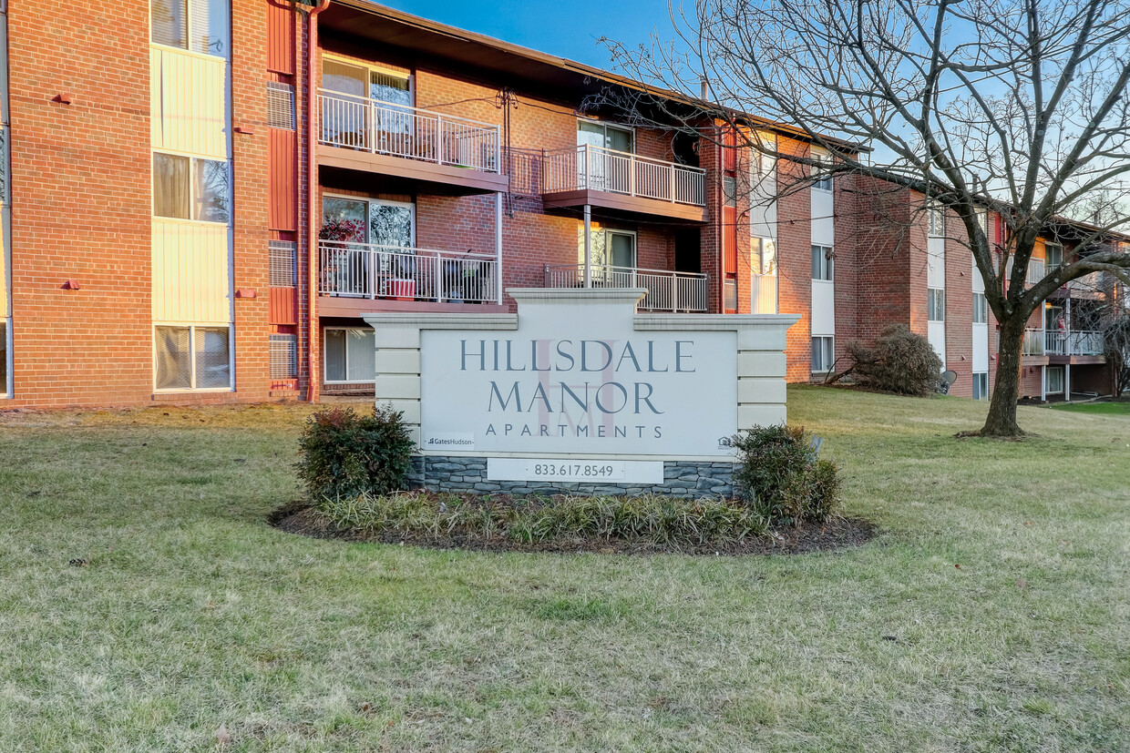 Foto principal - Hillsdale Manor Apartments