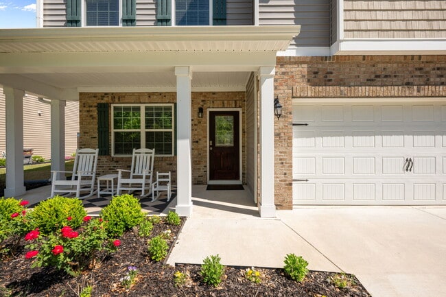 Building Photo - 1009 Chiles Dr