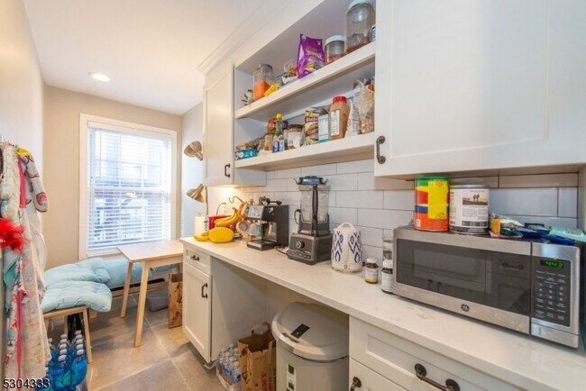 Foto del edificio - 376 Claremont Ave