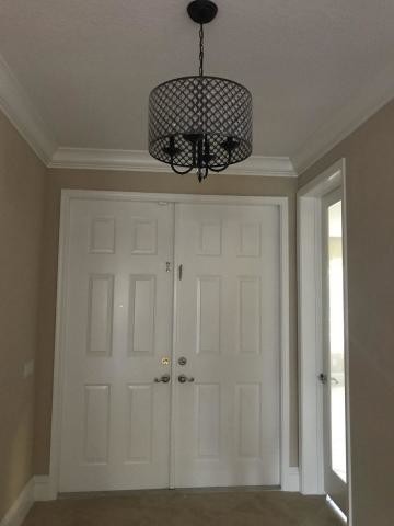 Building Photo - 8653 Breezy Hill Dr