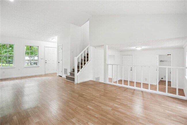 Foto del edificio - 8298 Blackfoot Trail