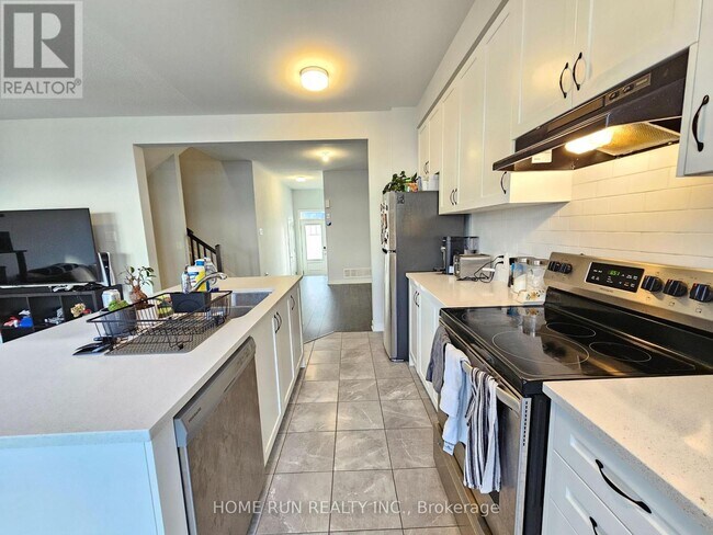 Photo du bâtiment - 233 Billrian Cres