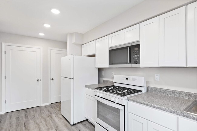 Building Photo - Brighton Estates