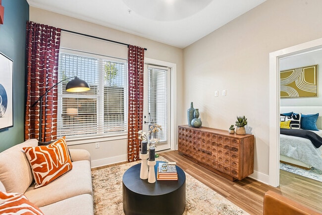 21-web-or-mls-Unit L03-S2504-002 - NuVo 27