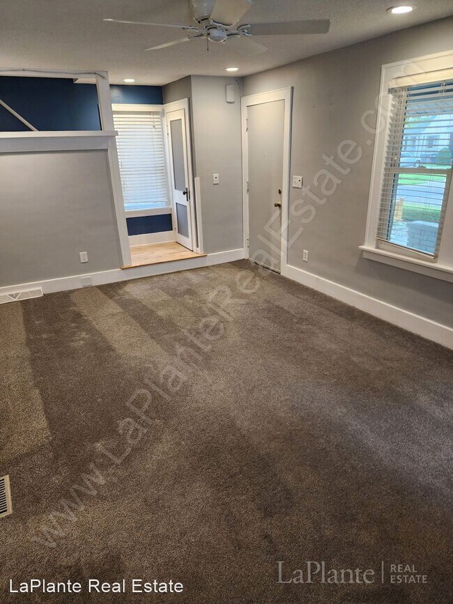 Foto del edificio - 3 br, 2 bath House - 920 Toronto Ave.