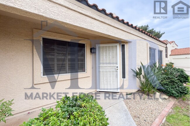 Foto del edificio - 2Bed/2Bath w/ Office-House at 40th St/Cactus-Garg!