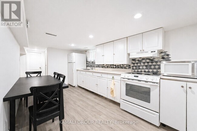 Photo du bâtiment - 46 Centre St E