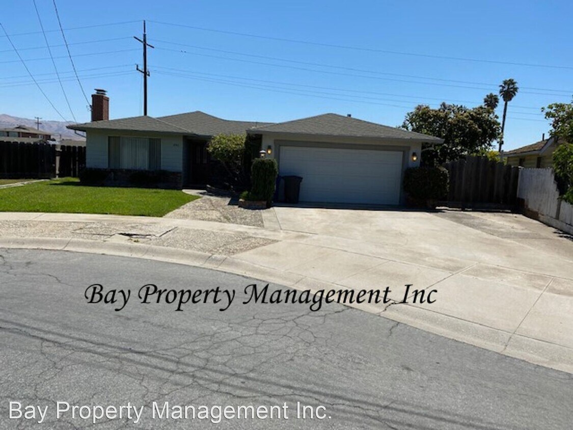 Primary Photo - 3 br, 2 bath House - 490 8th St