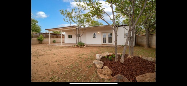 Foto del edificio - 918 Osage Ave