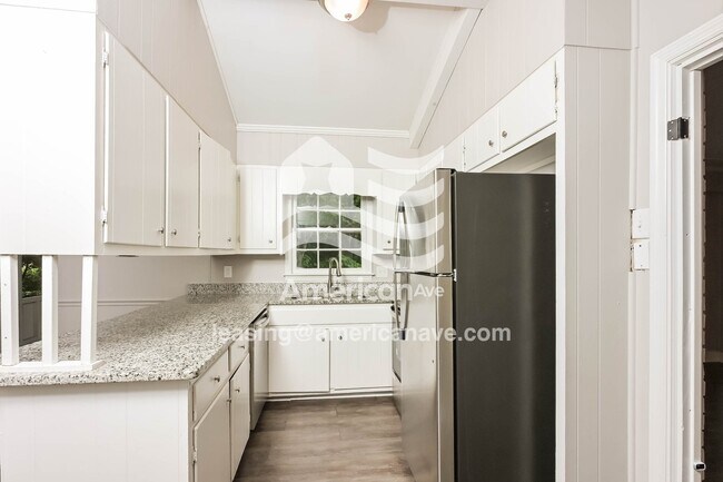 Foto del edificio - 3217 Misty Valley Dr