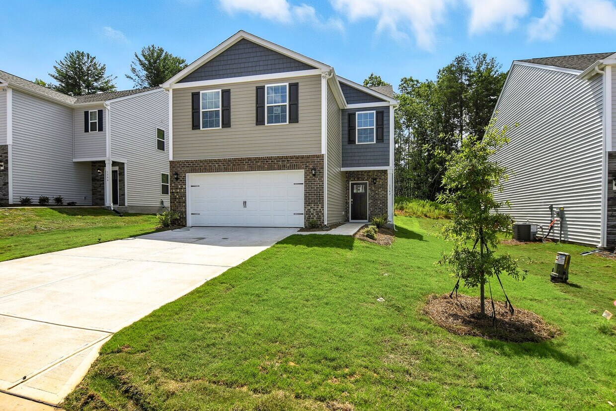 Foto principal - Beautiful New Construction 4 Bed 2.5 Bath ...