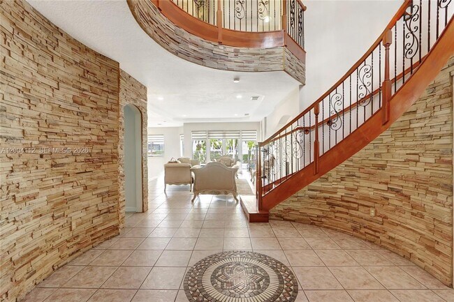 Foto del edificio - 6502 SW 162nd Ct