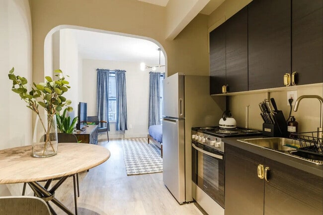 Foto del edificio - 330 E 61st St