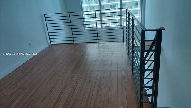 Foto del edificio - 60 SW 13th St