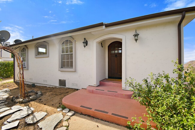 Casita entrance - 2945 Vista Del Rio