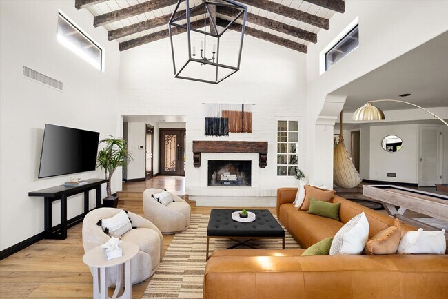 Foto del edificio - 4744 Saguaro Pl