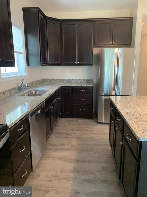 Building Photo - 8927 Erie Ave