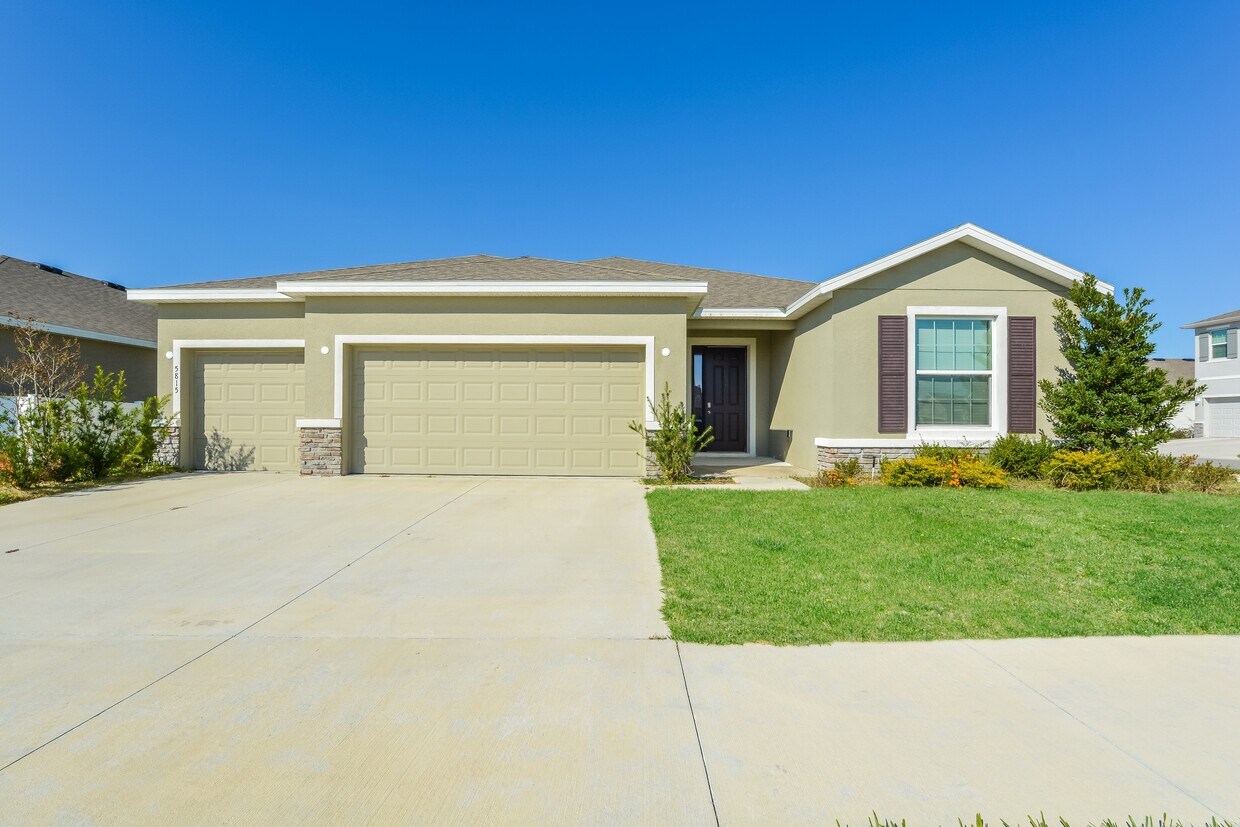 Foto principal - 5877 SW 82nd Ln