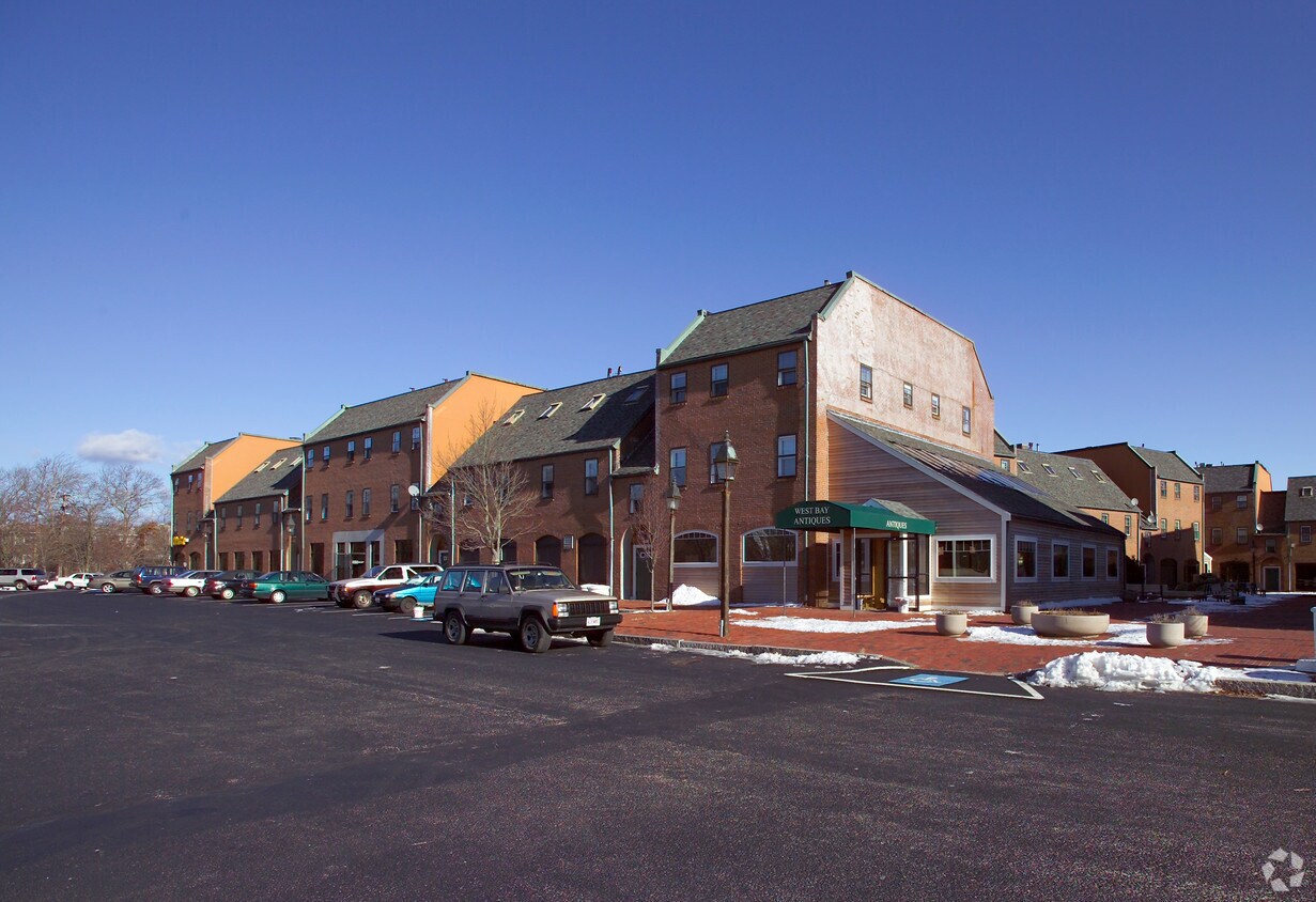 223 Stevens St, Hyannis, MA 02601 Apartments in Hyannis, MA