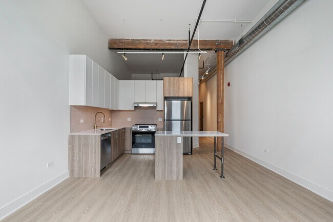 Foto del edificio - 1040 W Huron St