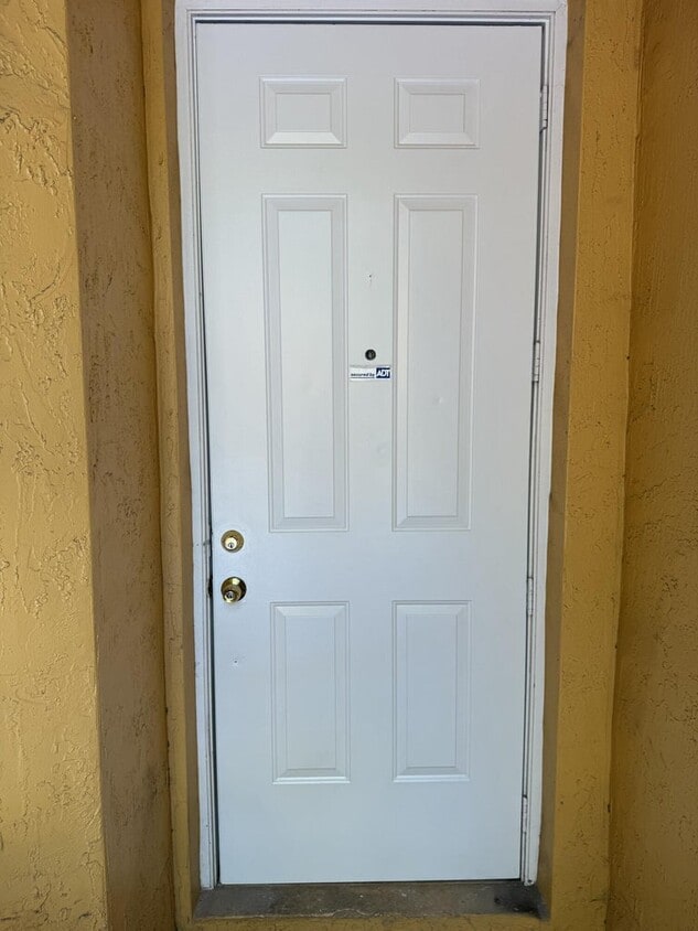 Primary Photo - 3516 Shoma Dr