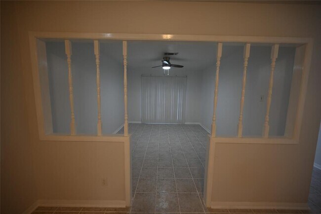 Building Photo - 1115 Helms Rd