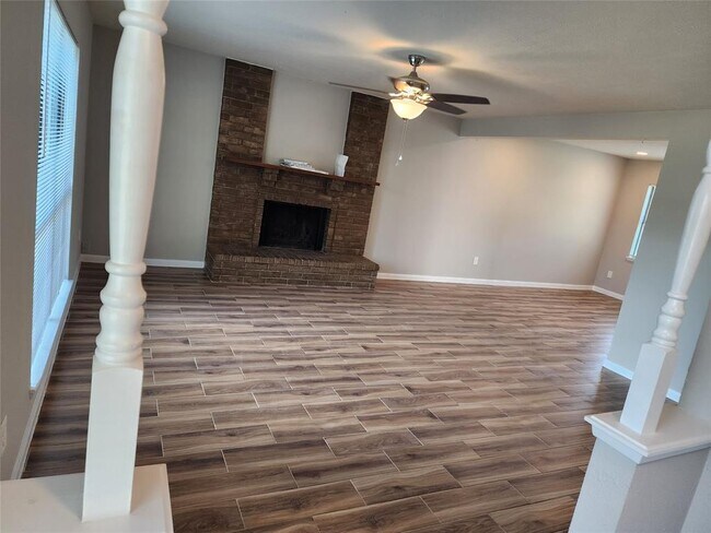 Foto del edificio - 10146 Horseshoe Bend Dr
