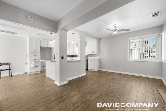 Building Photo - 2840 Oak Creek Dr