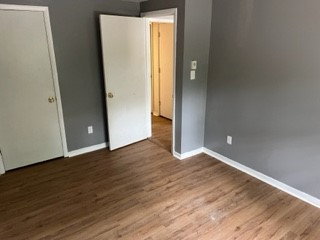 Foto del edificio - 345 E Main St