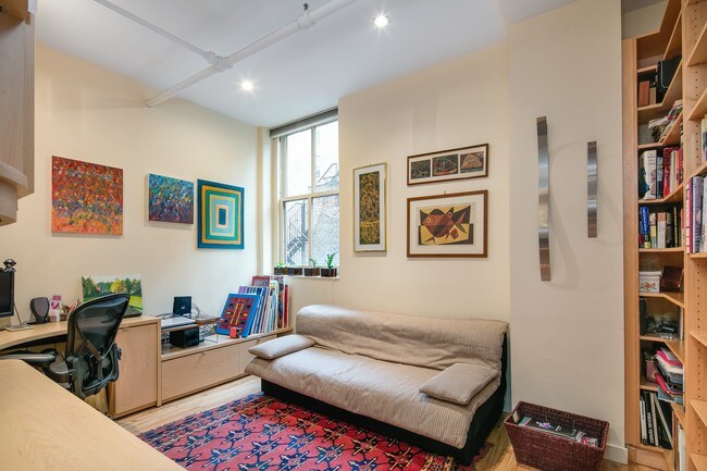 Foto del edificio - 39 E 20th St