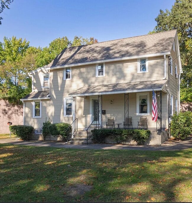 Building Photo - 244 Baptiste Ave