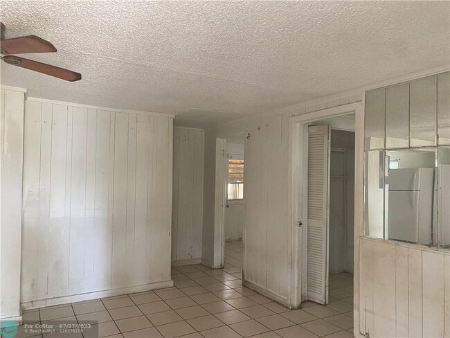 Foto del edificio - 3913 SW 13th Ct