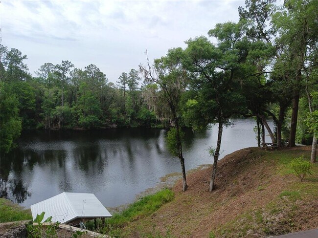 Foto del edificio - 12550 Turkey Creek Dr