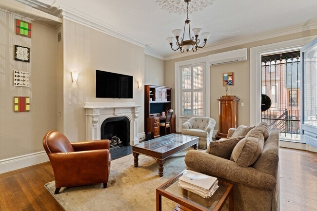 Foto del edificio - 128 Marlborough St