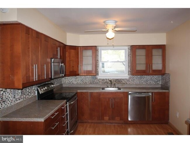 Building Photo - 1418 Alexander Way