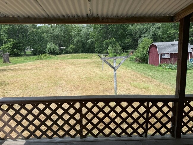 Building Photo - Cozy suburban 2 bedroom ranch