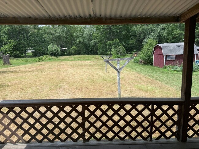 Foto del edificio - Cozy suburban 2 bedroom ranch
