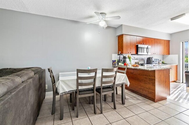 Foto del edificio - 1831 NW 94th Ave