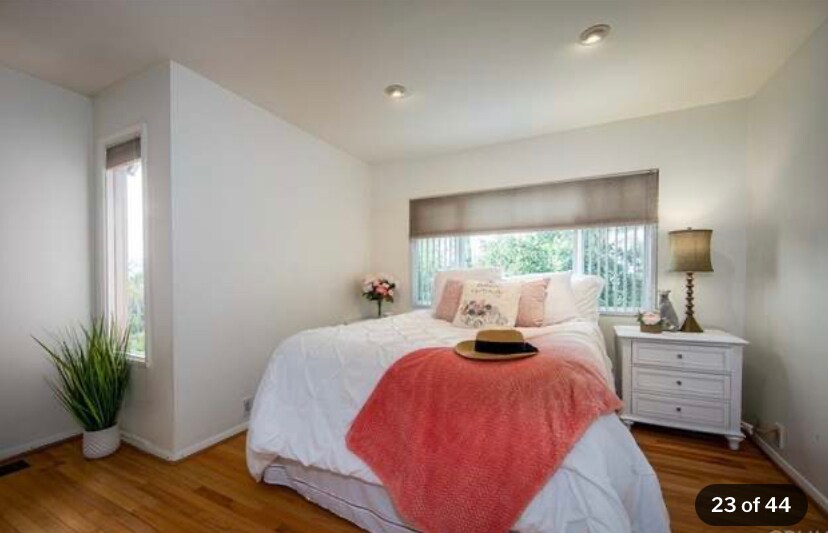 Foto del edificio - 11698 Walnut St