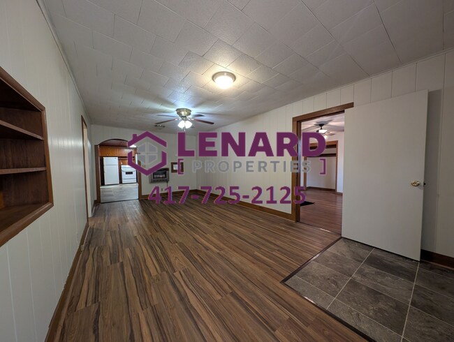 Foto del edificio - Spacious 3 Bedroom Home!