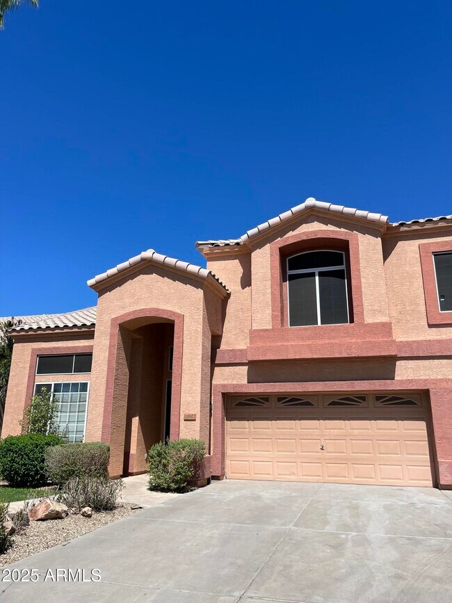 Building Photo - 20022 N 68th Dr