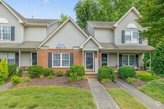 Building Photo - 241 N Hill Ln