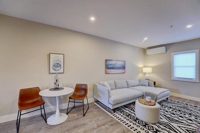Foto del edificio - 621 Islington St
