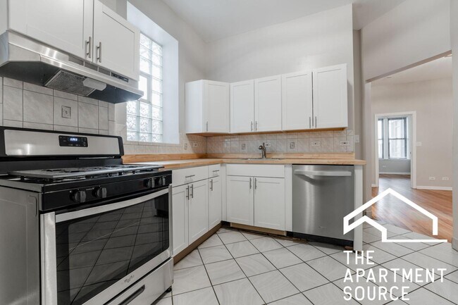 Foto del edificio - 2202 W Belmont Ave